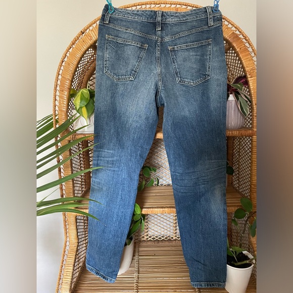 Universal thread from target size 8 and size 6 jeans - Picture 11 of 12